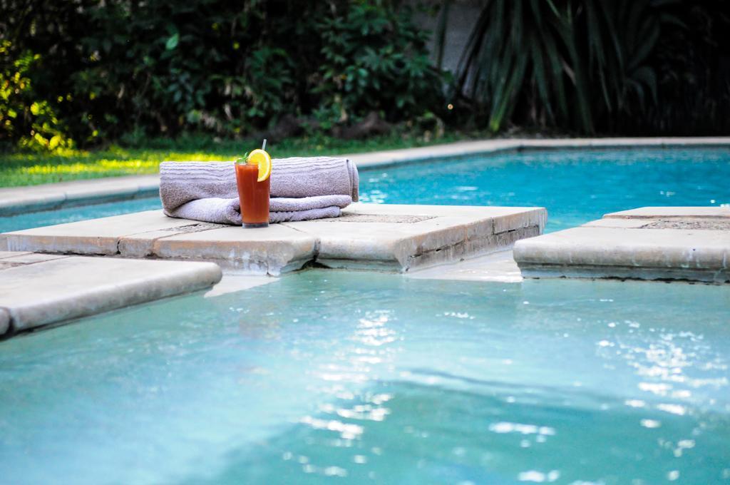 Zigzag Town Lodge Livingstone Bagian luar foto