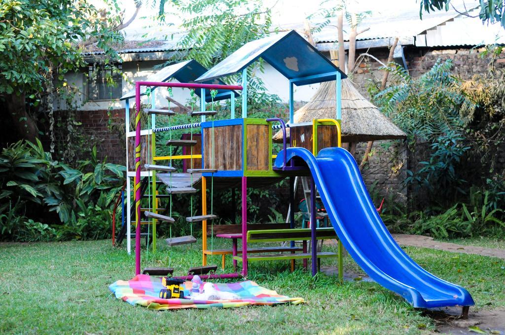 Zigzag Town Lodge Livingstone Bagian luar foto